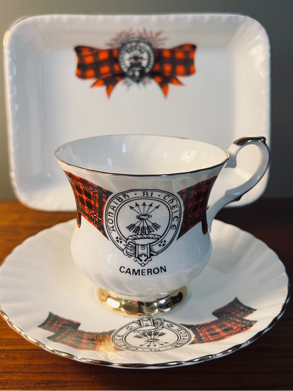 Clan Cameron Crest Tea Cup, Saucer & Tray Set - Fine Bone China